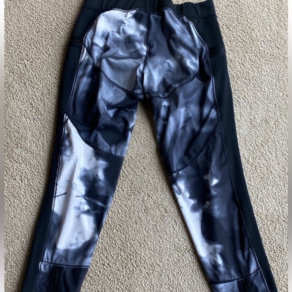 Stella McCartney/adidas Capri with Zippers in Size S - Picture 2 of 14